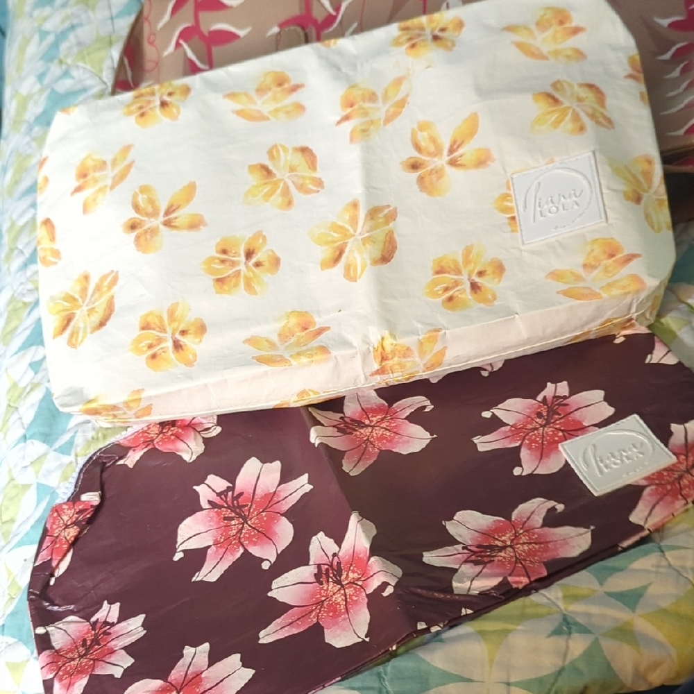 Liana Lola Hawaiian Zipper Pouches Cosmetic Cases New Set
